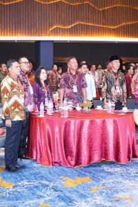 Bupati Franky Donny Wongkar SH bersama Kepala Daerah lainnya